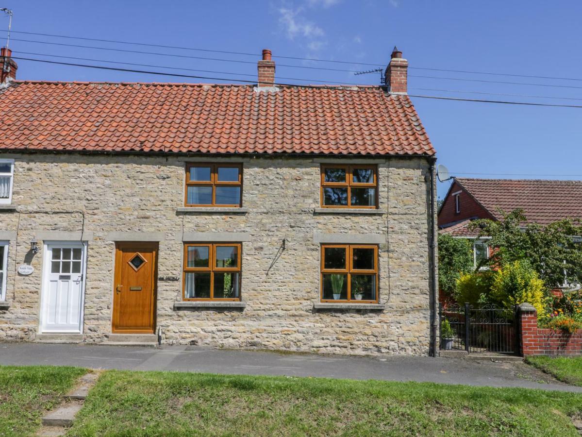 The Cottage Pickering Exterior photo